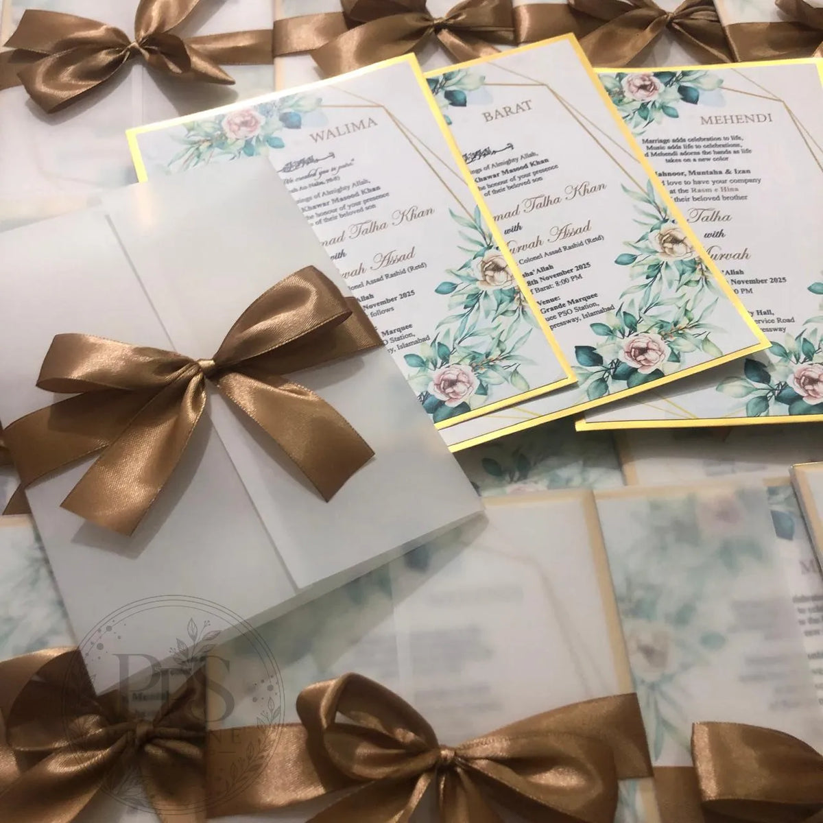 WC - 013 — Elegant Green Wedding Invitation