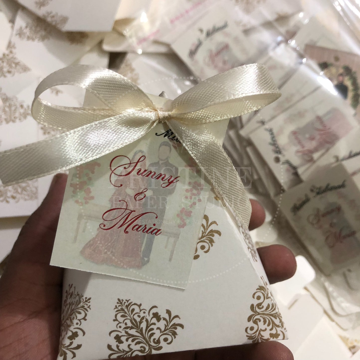 BB 030 — Personalized Wedding Favor Bid Box