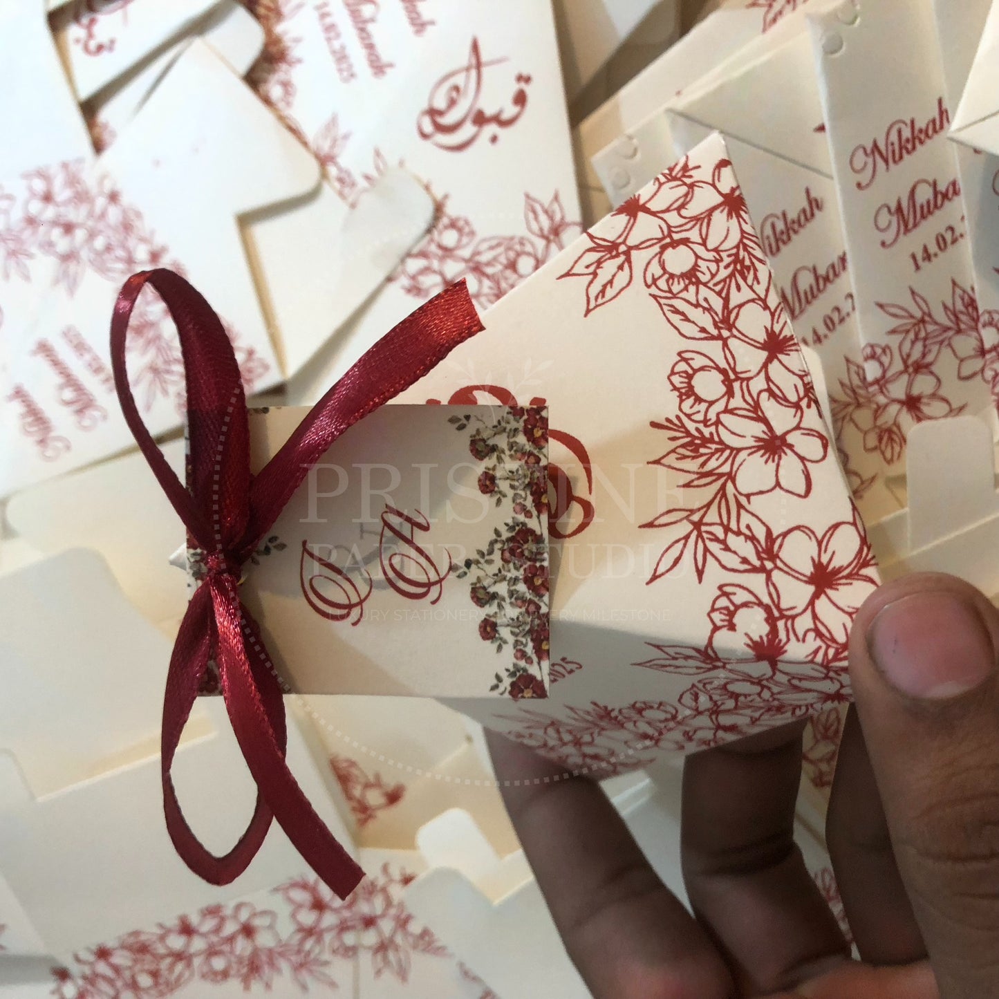 BB 032 — Elegant Maroon Pyramid Nikkah Bid Box