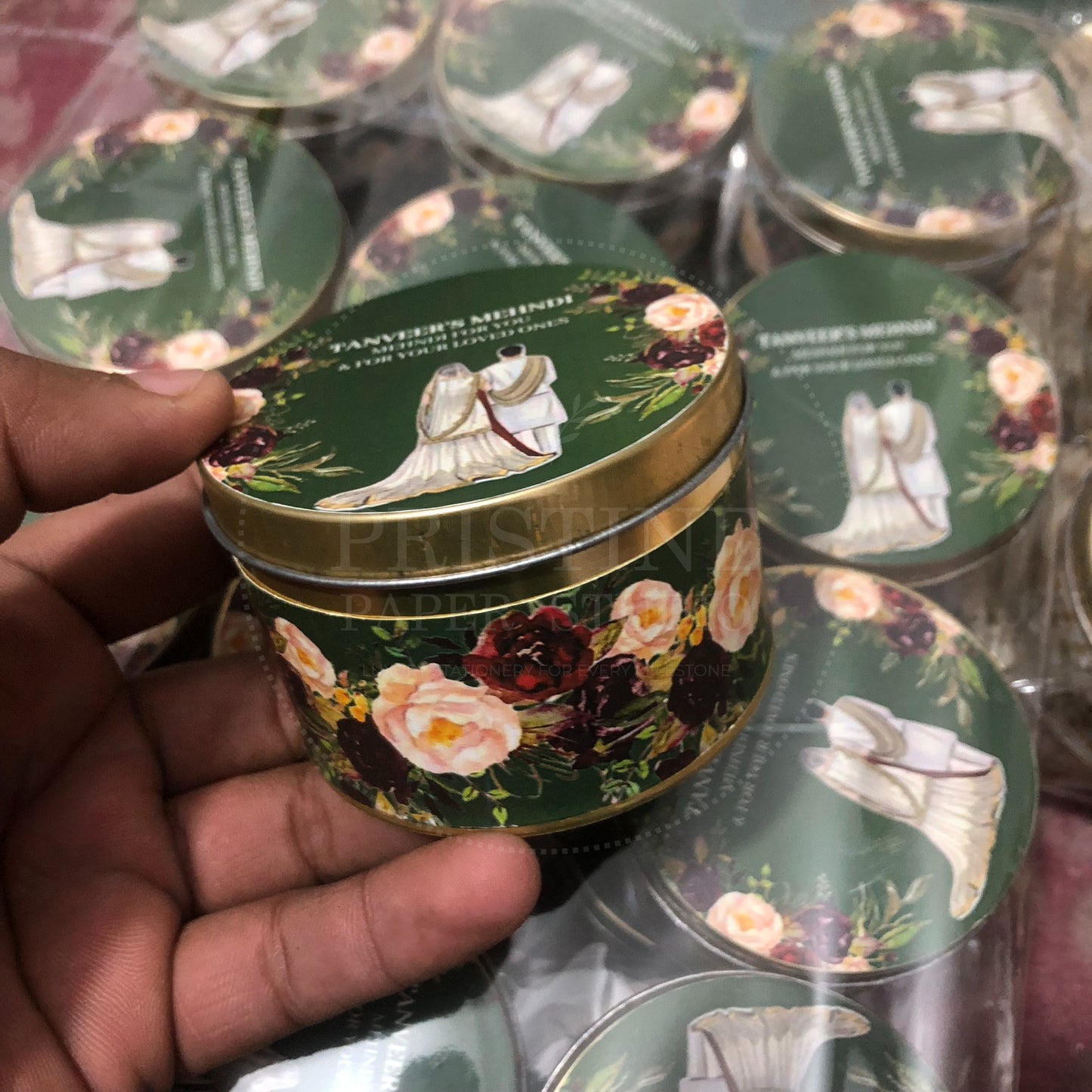 Beautiful Mehndi Tin Box for Wedding Favors – TFB 029