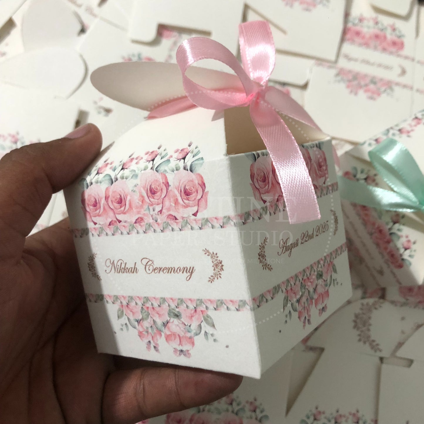 BB 022 — Elegant Floral Nikkah Bid Box