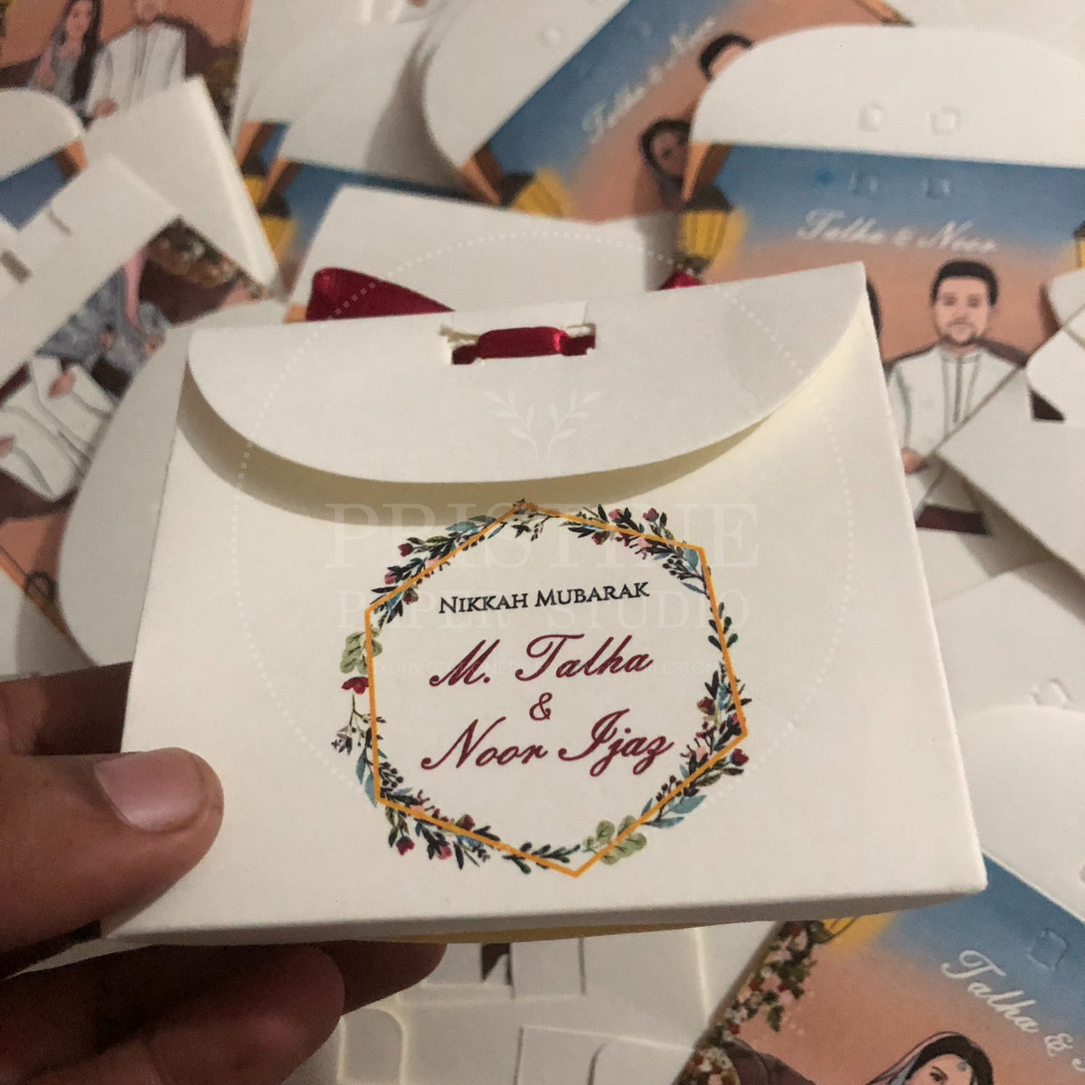 BB 038 — Elegant Nikkah Couple Bid Box